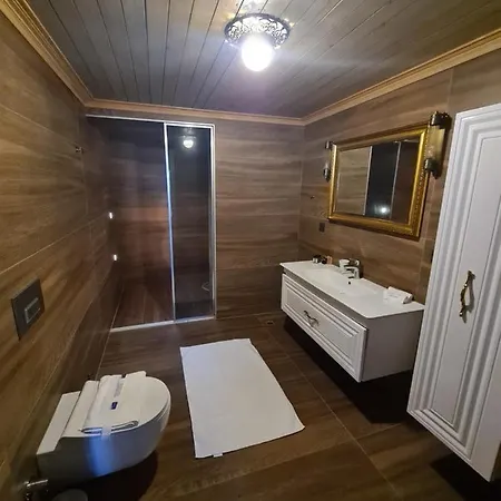 Amber Akyaka * Akyaka (Mugla)