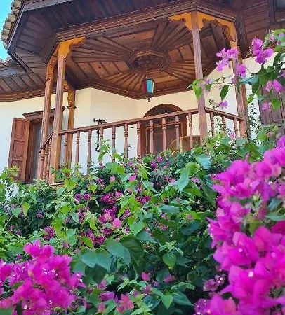 Amber Akyaka Bed & Breakfast *