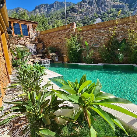 Holiday home Amber Akyaka *