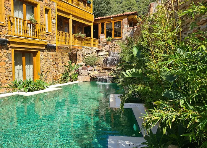 Vakantiehuis Amber Akyaka Ula