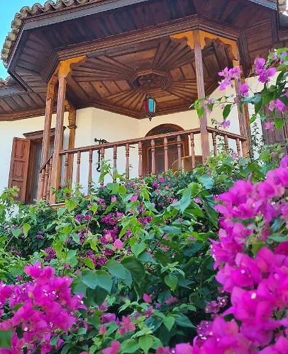 Amber Akyaka Holiday home *